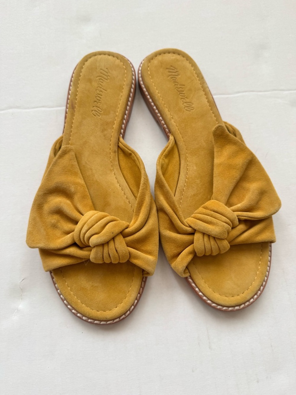 Madewell Nadia Half-Bow Sandals in Cider Yellow Suede Slip Ons Size 7 NWOT